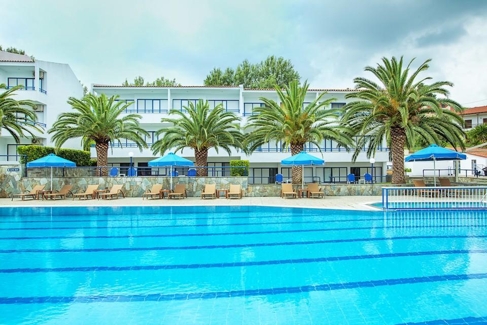 Xenios Port Marina Hotel Pefkochori Exterior photo
