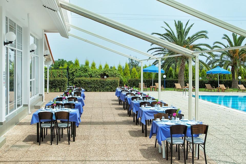 Xenios Port Marina Hotel Pefkochori Exterior photo